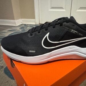 New Nike downshifter 12, size 11 men, black/white running shoes
